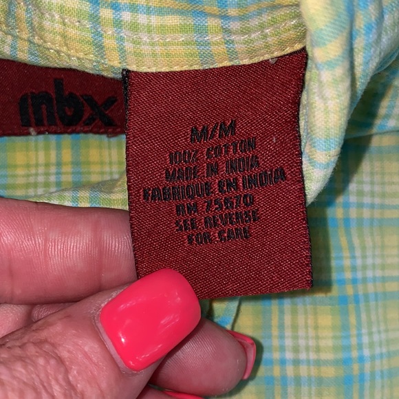 MBX Men’s medium short sleeve button down with collar - Picture 5 of 8